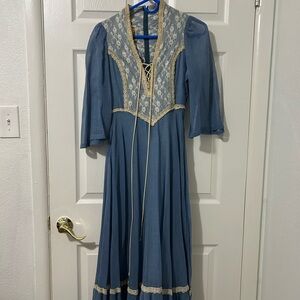 Gunne Sax Blue and White Dress Elegant Blue Lace-Trimmed Dress